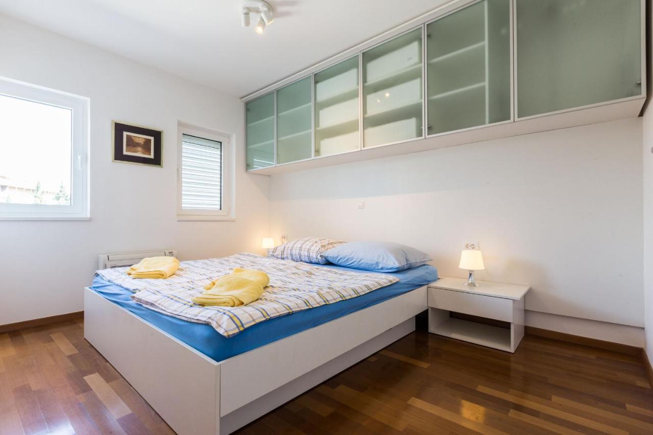 Hoplite 2Br Apartment With Free Parking Zadar Exterior foto